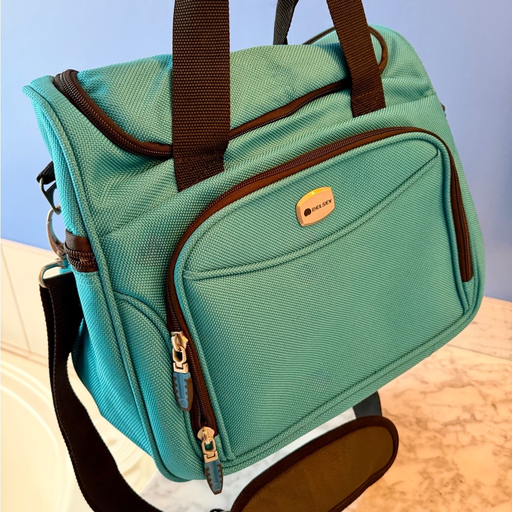 Delsey Luggage Bag Blue Weekender Travel Duffle Carry On Gym Overnight Shoulder - Picture 2 of 14